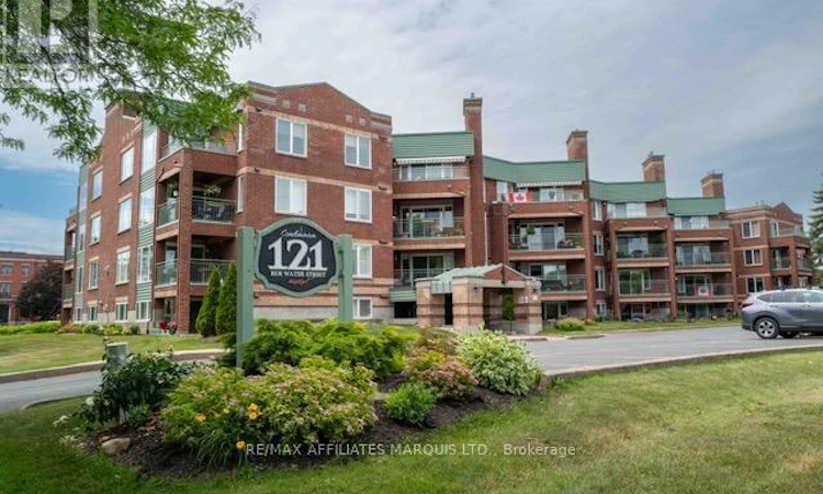 312-121 Water Street W