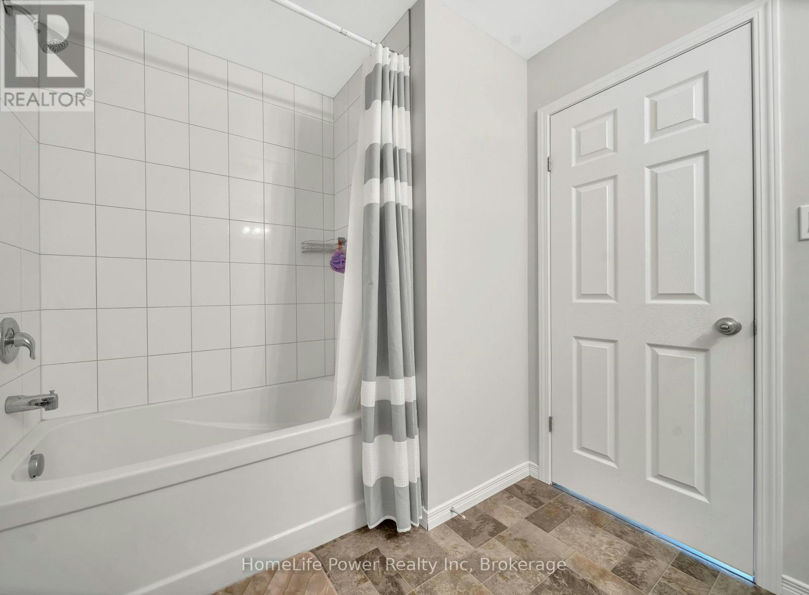 13-50 Pinnacle Drive, Kitchener, ON, N2P 0H8 - 12