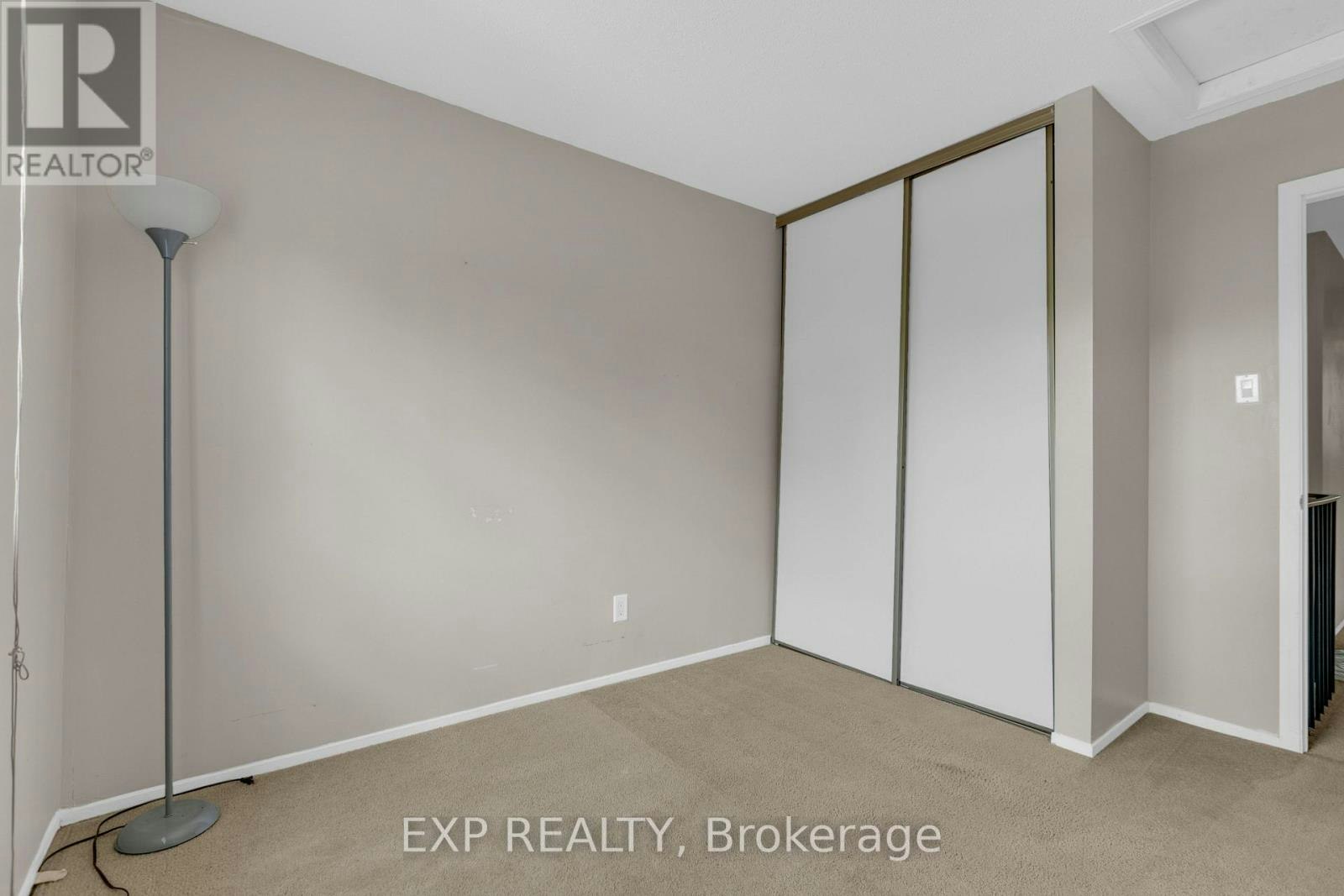 7 Sundback Lane, Ottawa, ON, K2L 2W9 - 15