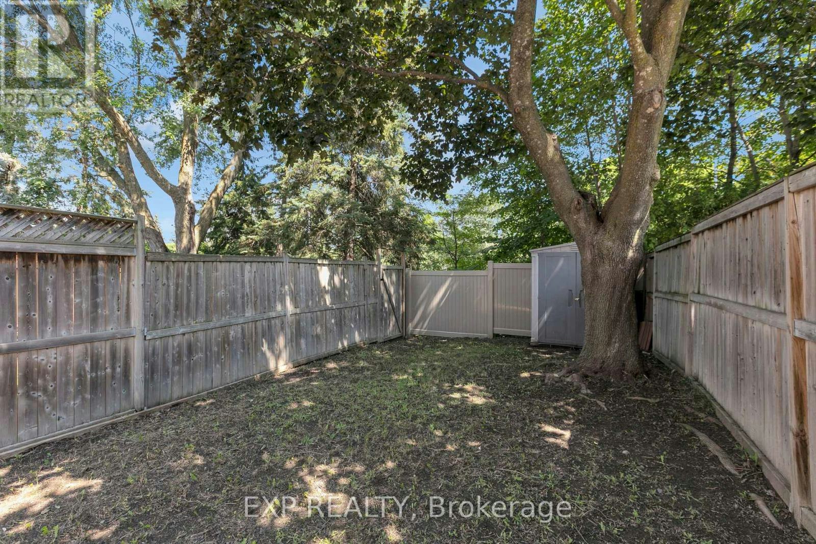 7 Sundback Lane, Ottawa, ON, K2L 2W9 - 11