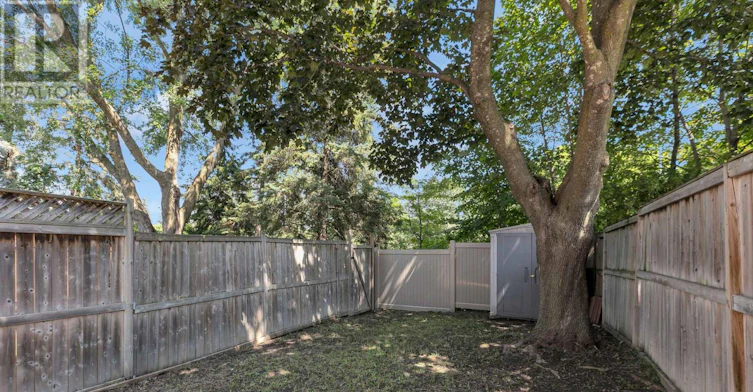 7 Sundback Lane, Ottawa, ON, K2L 2W9 - 11
