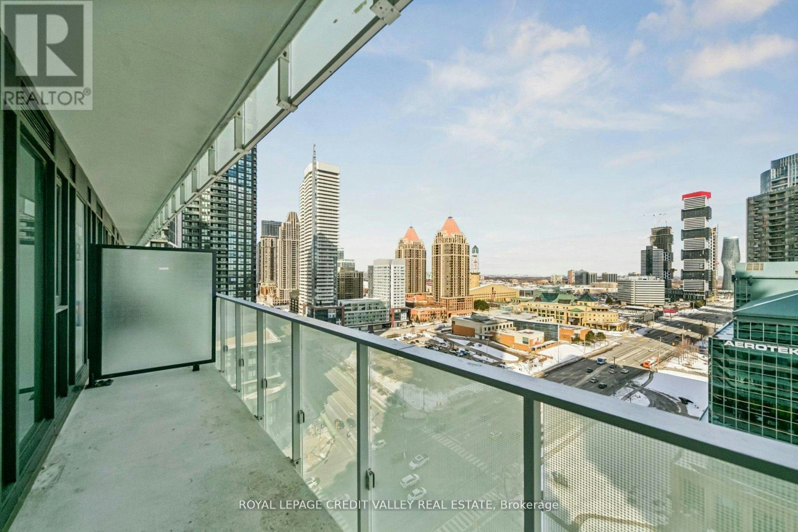 1413-3900 Confederation Parkway, Mississauga, ON, L5B 0M3 - 25