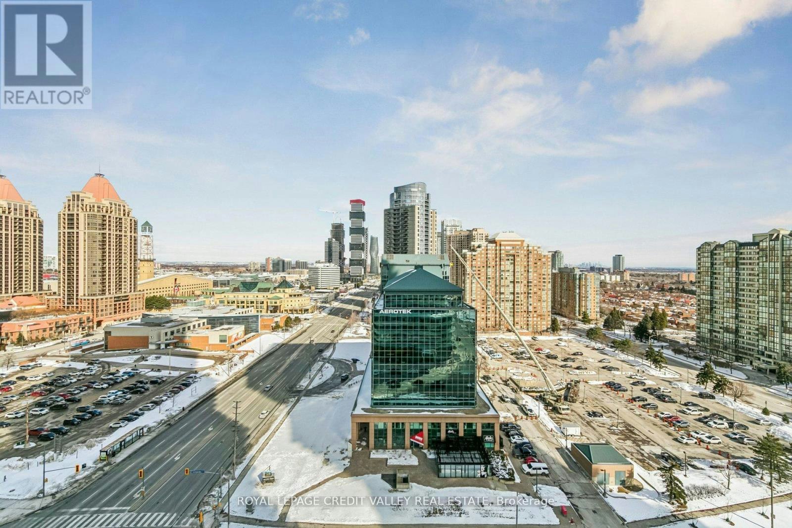 1413-3900 Confederation Parkway, Mississauga, ON, L5B 0M3 - 27