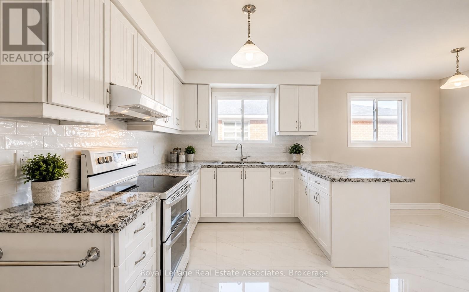 UPPER-2393 Whaley Drive, Mississauga, ON, L5B 2B3 - 8