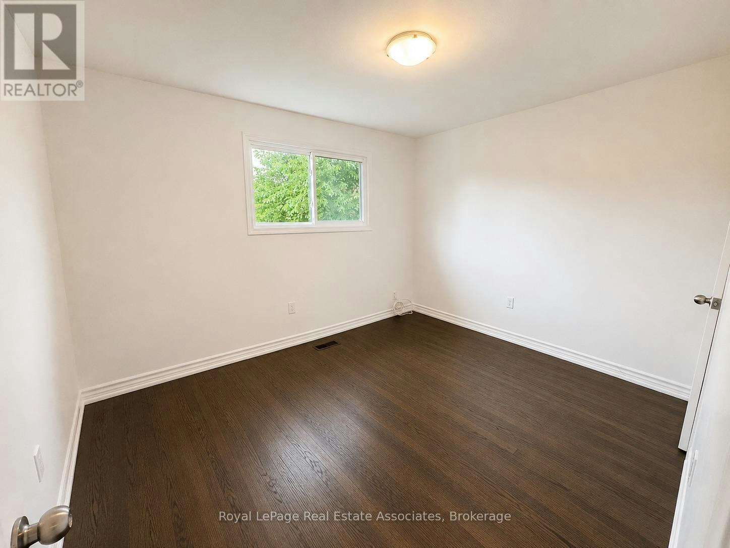 UPPER-2393 Whaley Drive, Mississauga, ON, L5B 2B3 - 13