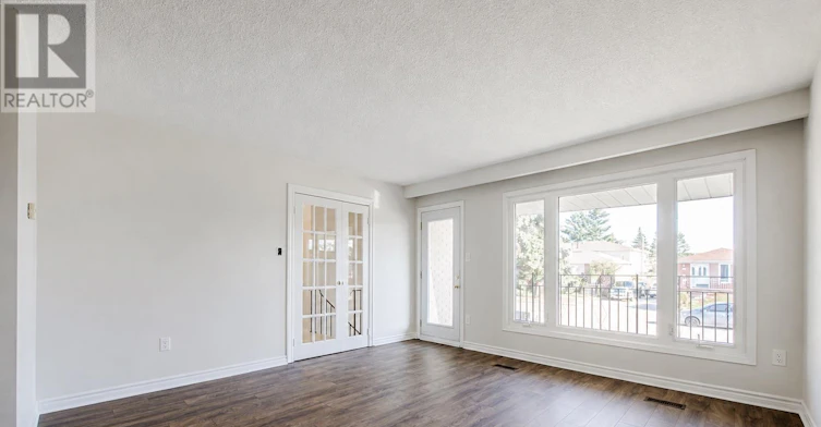 UPPER-2393 Whaley Drive, Mississauga, ON, L5B 2B3 - 2