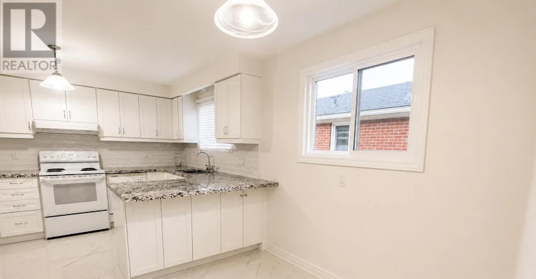 UPPER-2393 Whaley Drive, Mississauga, ON, L5B 2B3 - 10