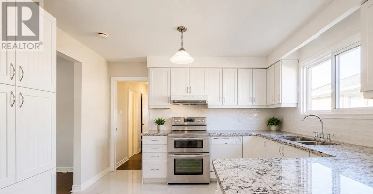 UPPER-2393 Whaley Drive, Mississauga, ON, L5B 2B3 - 7