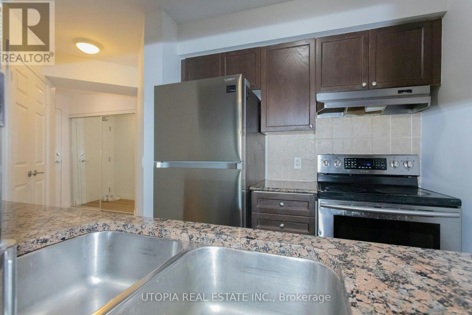205-2365 Central Park Drive, Oakville, ON, L6H 0C7 - 15