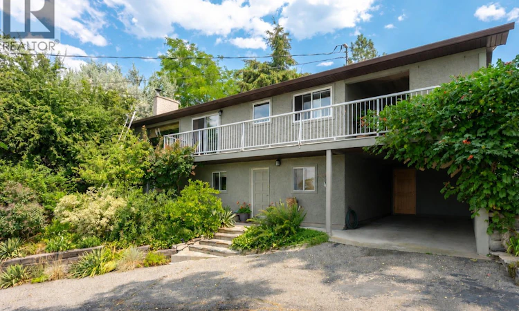 3812 Albrecht Road