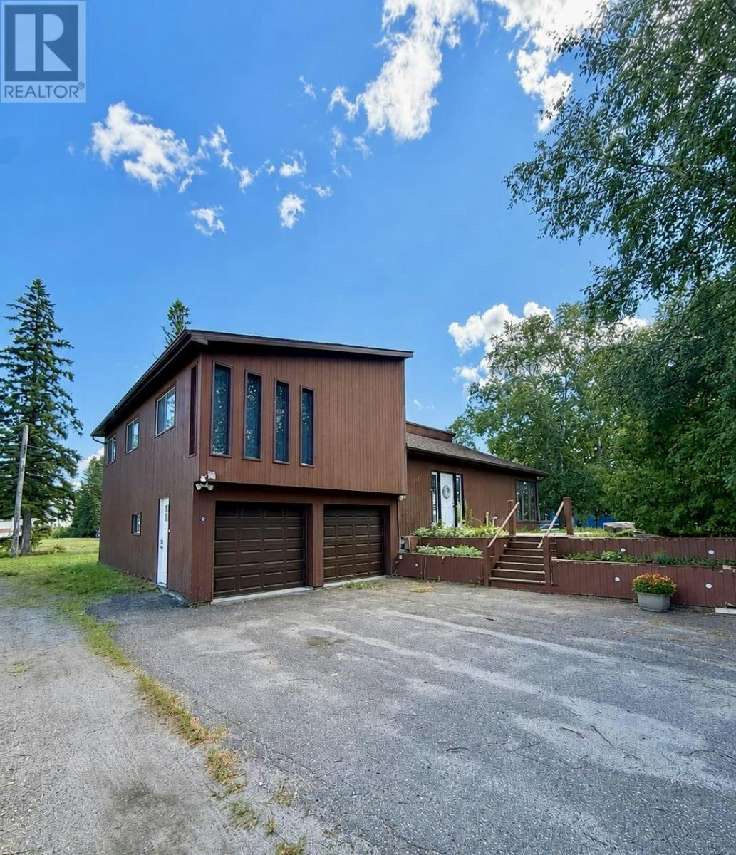 109-111 Hillcrest Road, Longlac, ON, P0T 2A0