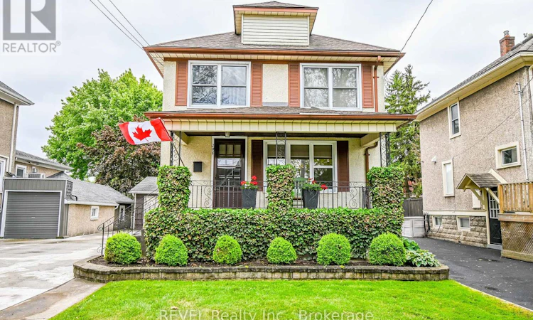 298 Stanley Street