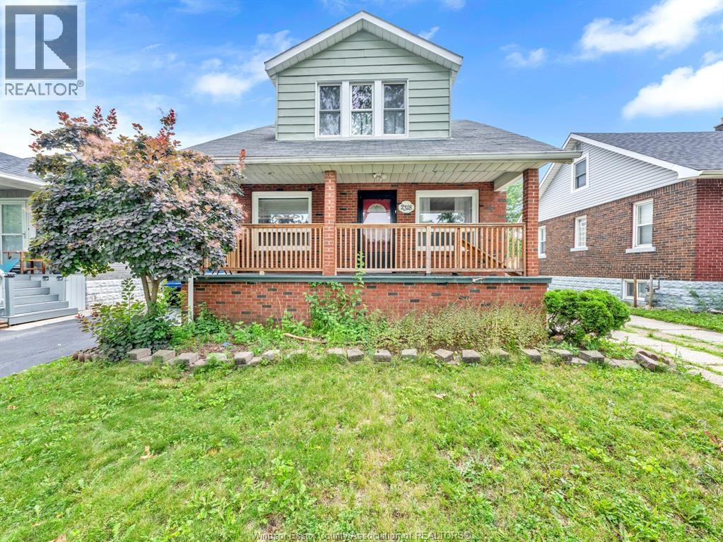 2318 Chandler, Windsor, ON, N8W 4A6