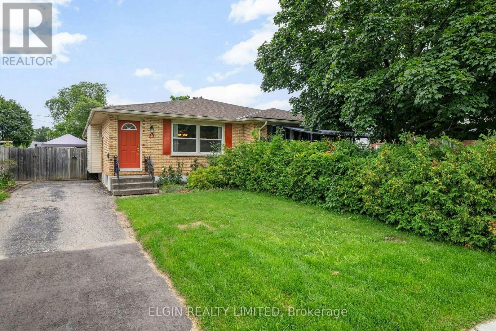 27 Vanier Place, St. Thomas, ON, N5R 5L2