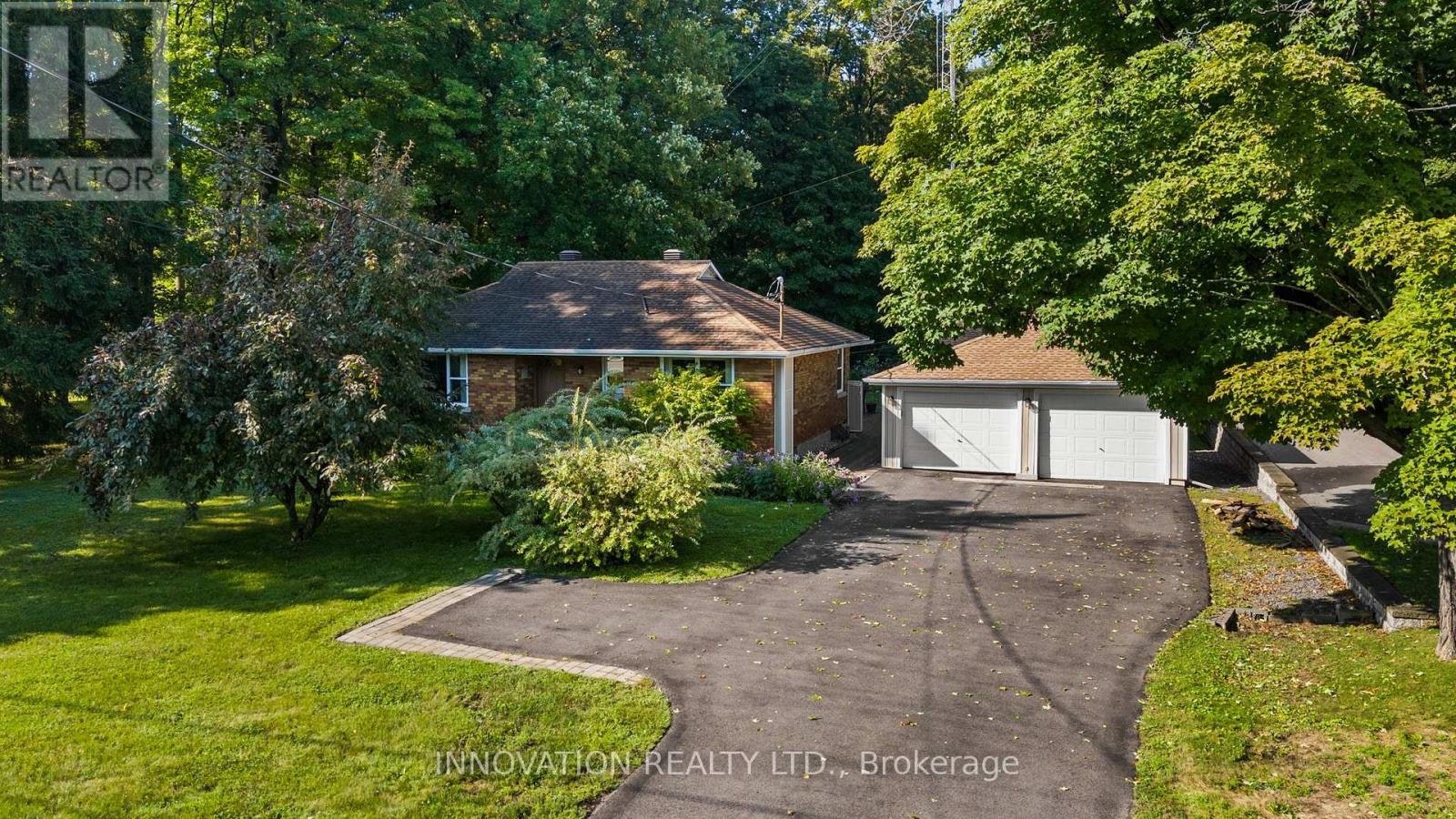 3885 Carp Road, Ottawa, ON, K0A 1L0