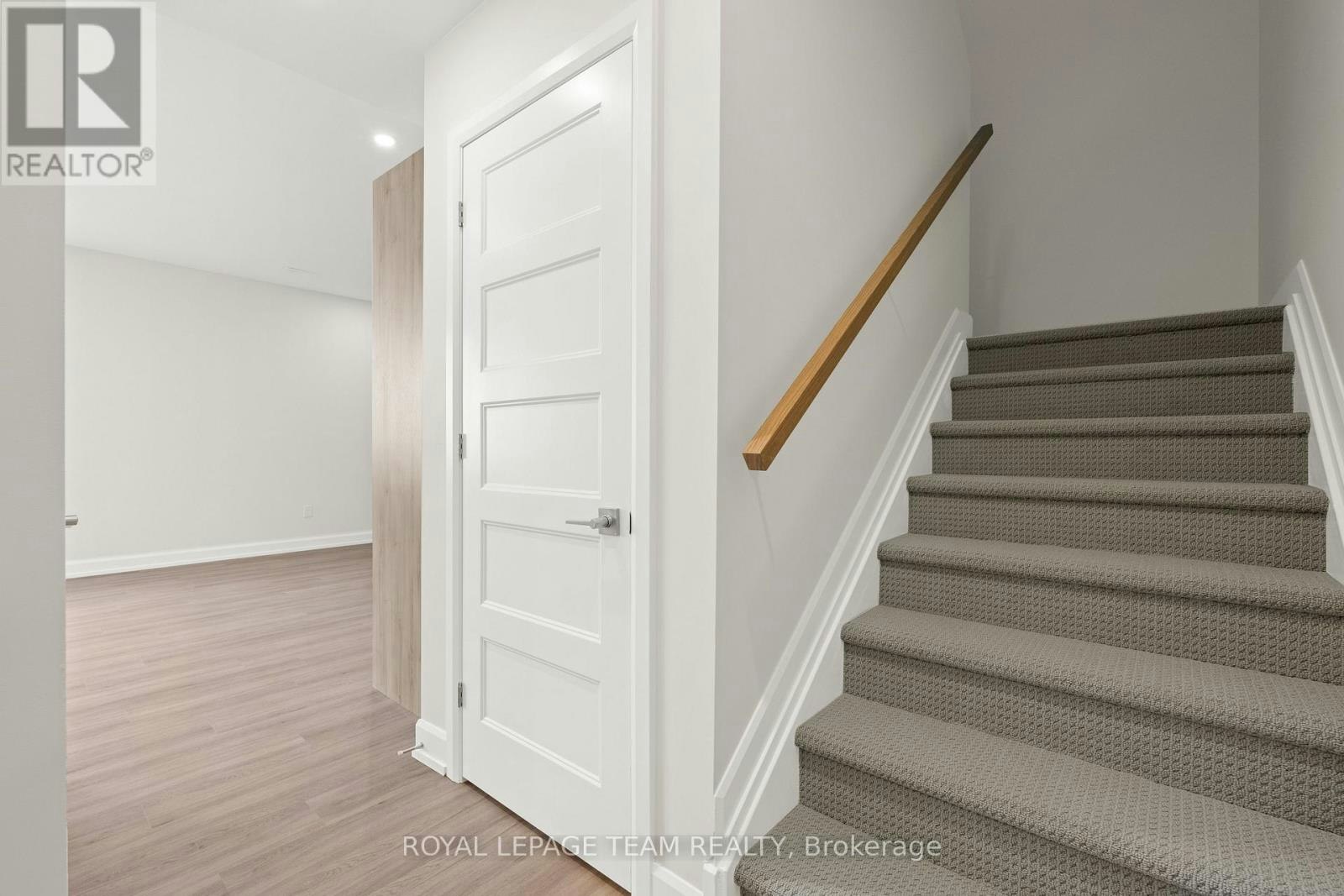 B-6952 Notre Dame Street, Ottawa, ON, K1C 1H7 - 11
