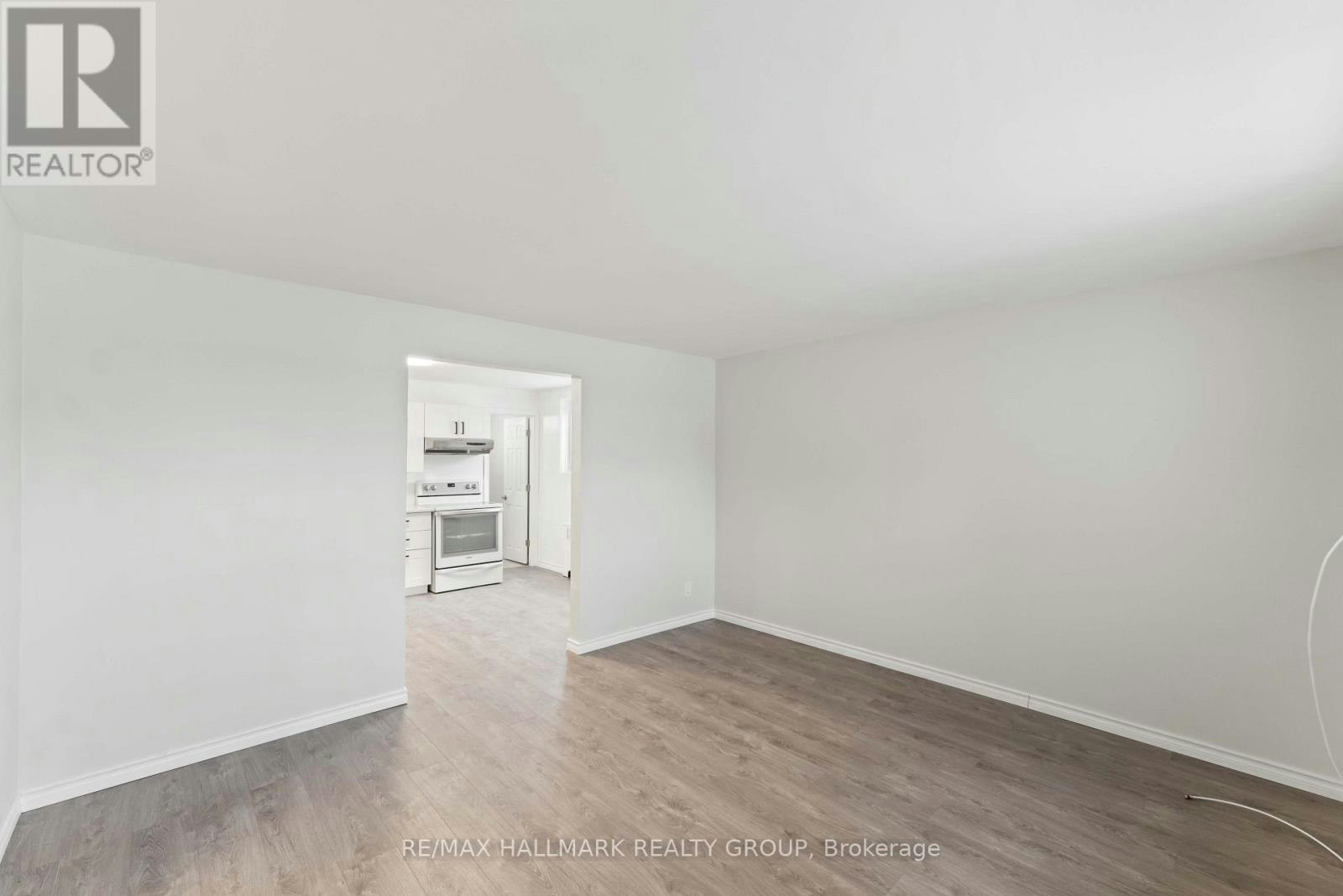 B-6876 Notre Dame Street, Ottawa, ON, K1C 1H7 - 9
