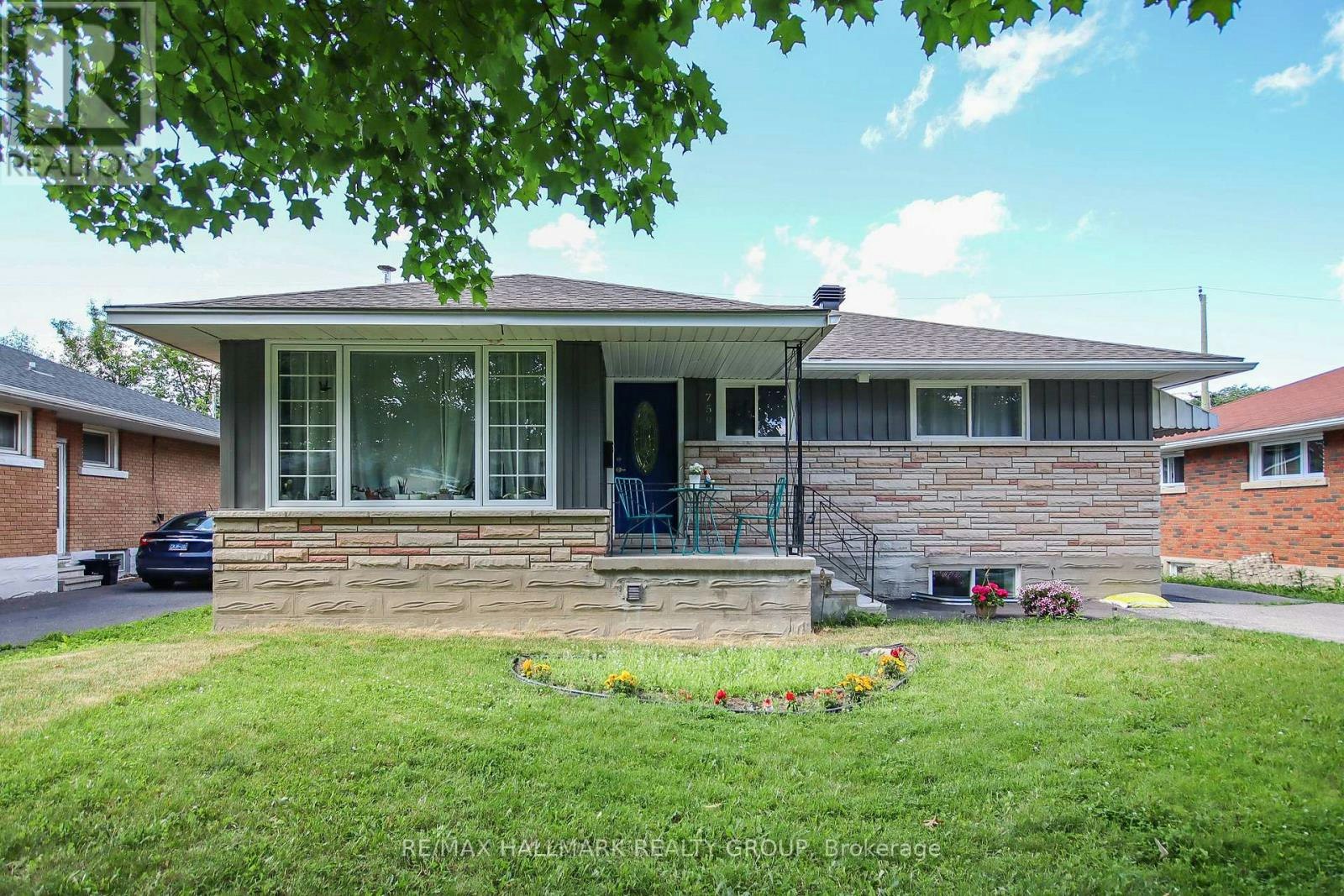 759 Adams Avenue, Ottawa, ON, K1G 2Y1
