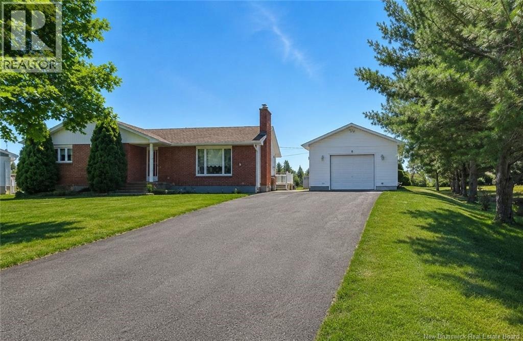 A. Losier-866 L, Tracadie-Sheila, NB, E1X 1B9