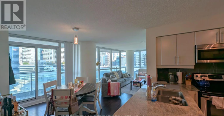 1303-33 Bay Street, Toronto, ON, M5J 2Z3 - 4