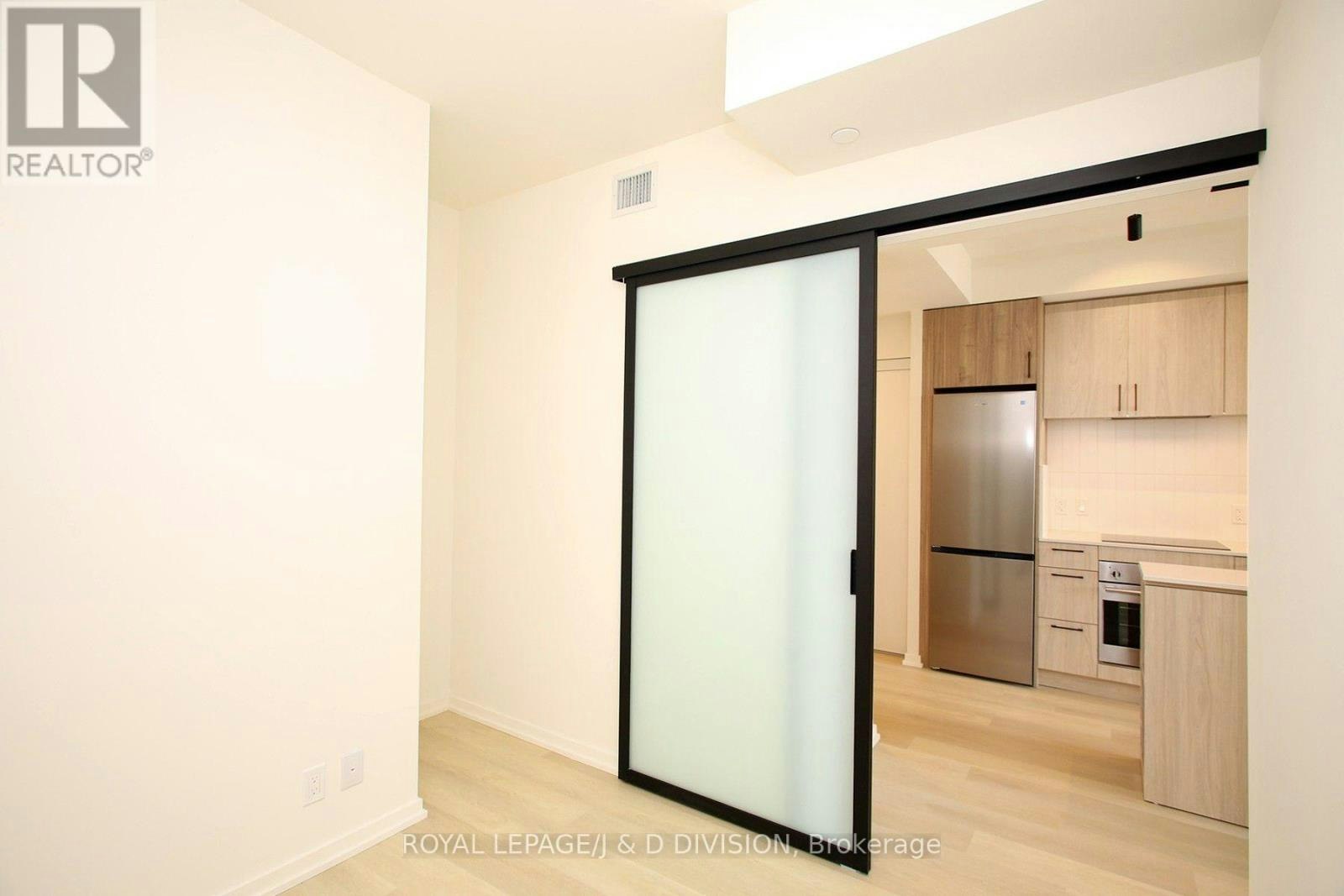 1304-109 Erskine Avenue, Toronto, ON, M4P 0G8 - 21