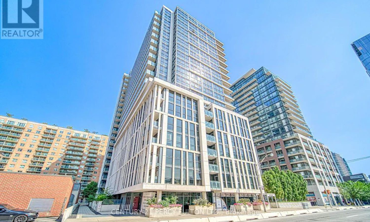 1107-400 Adelaide Street E