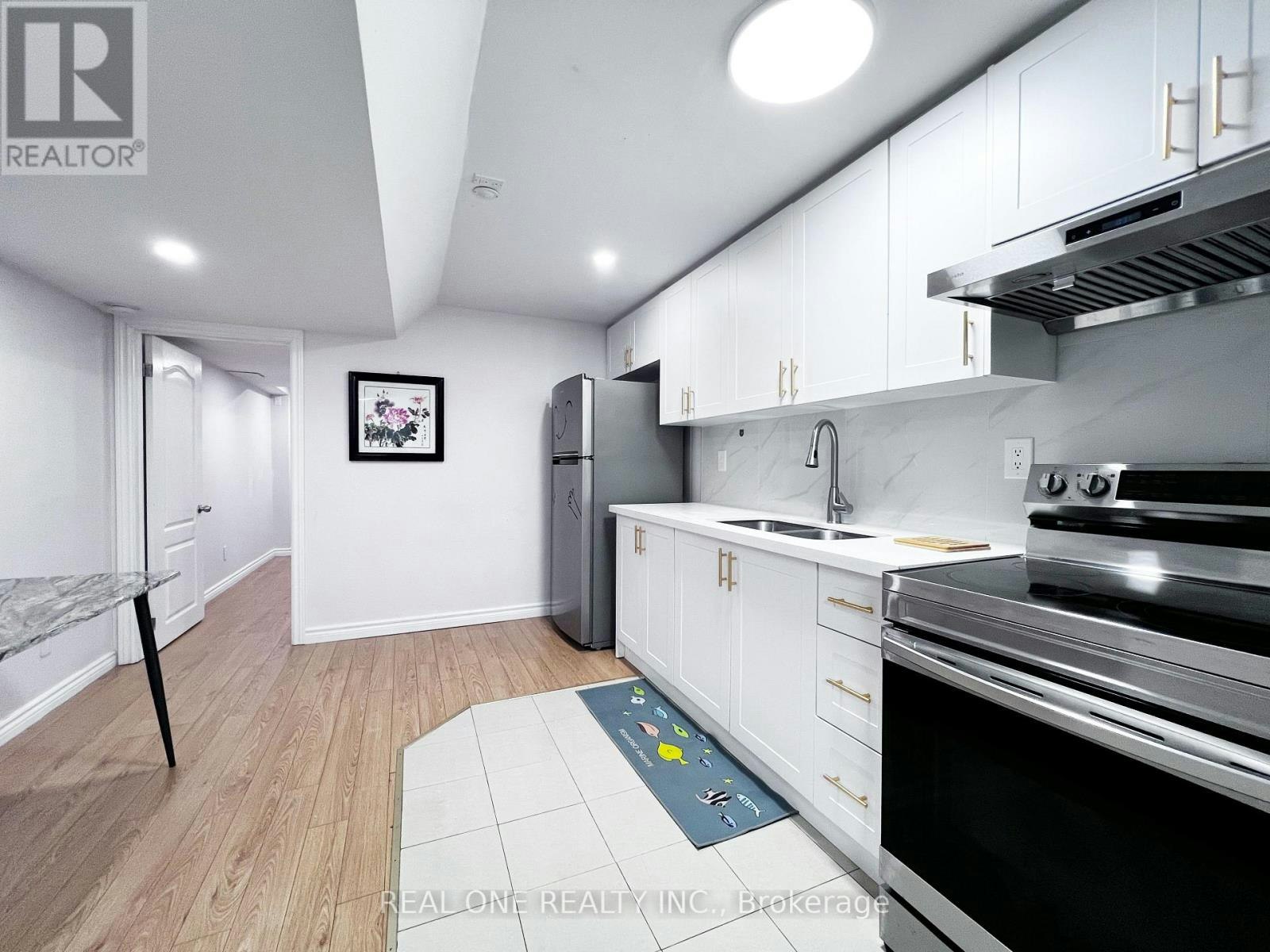 BSMT-1098 Sandhurst Circle, Toronto, ON, M1V 3R3 - 2