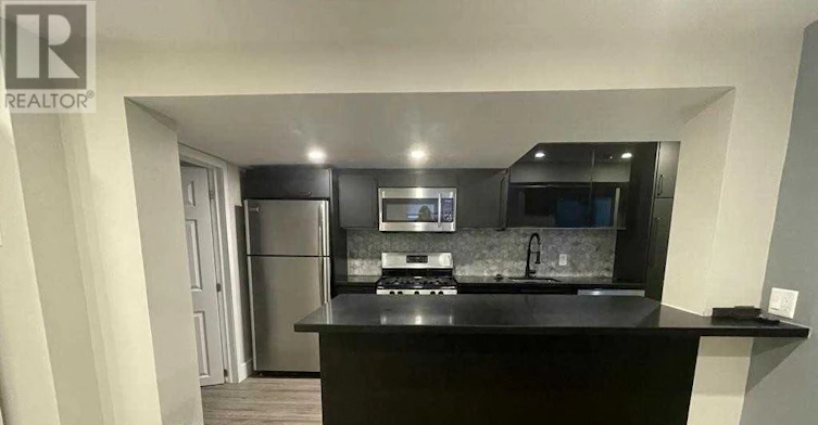 LOWER-372 Highfield Road, Toronto, ON, M4L 2V6 - 3