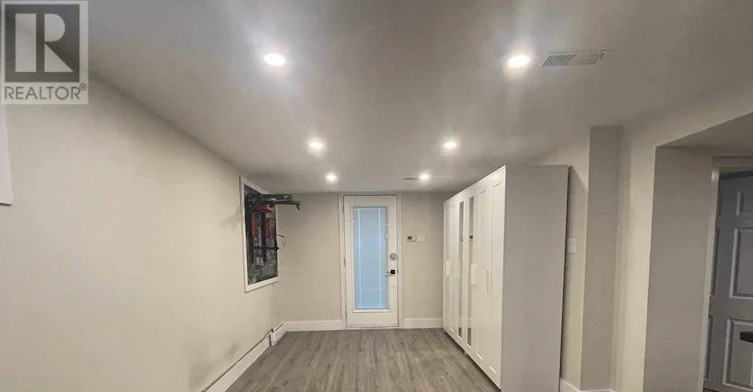 LOWER-372 Highfield Road, Toronto, ON, M4L 2V6 - 12