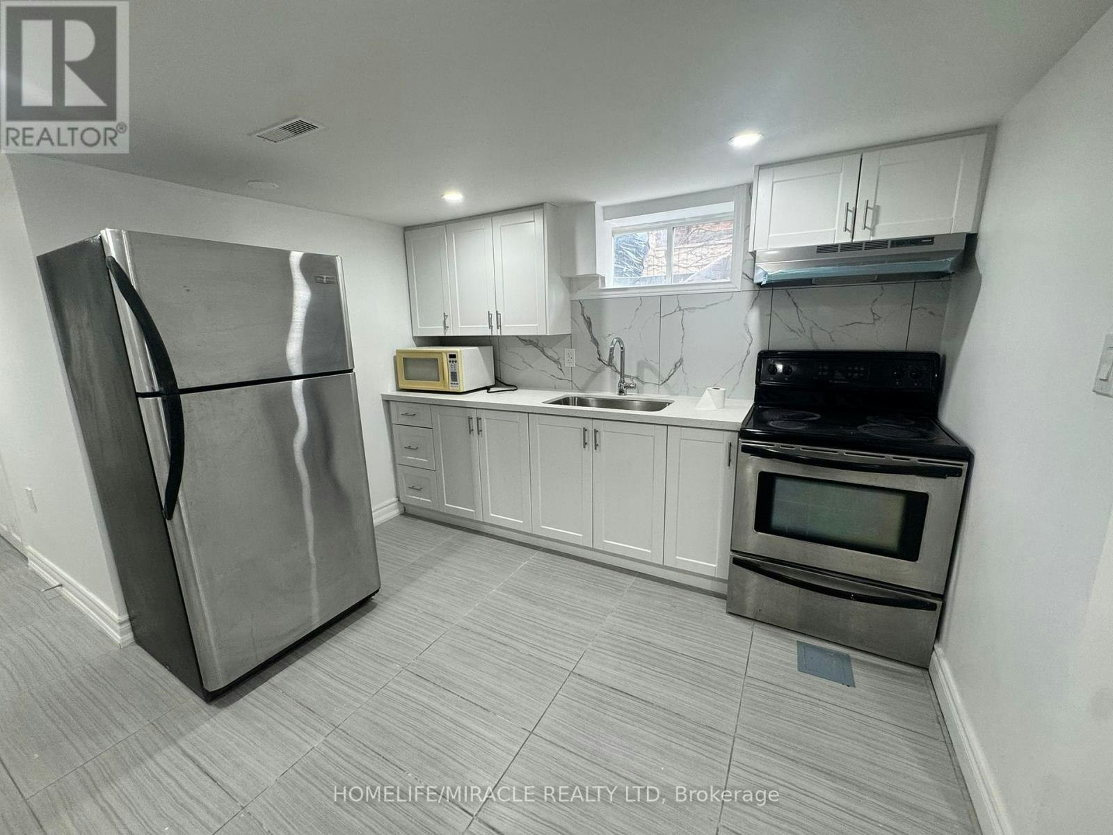 BASEMENT-97 Central Park Boulevard N, Oshawa, ON, L1G 5Y4 - 6