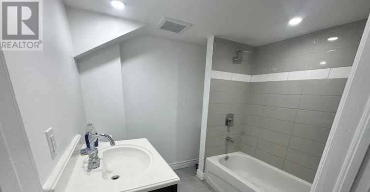 BASEMENT-97 Central Park Boulevard N, Oshawa, ON, L1G 5Y4 - 9