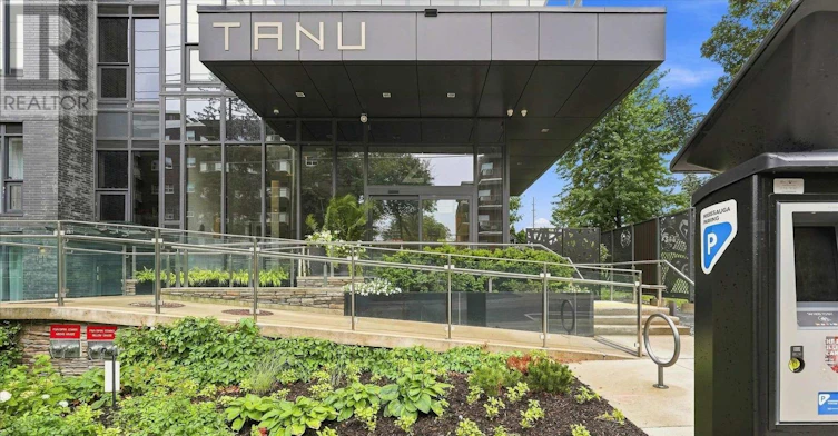 506-21 Park Street E, Mississauga, ON, L5G 0C2 - 4