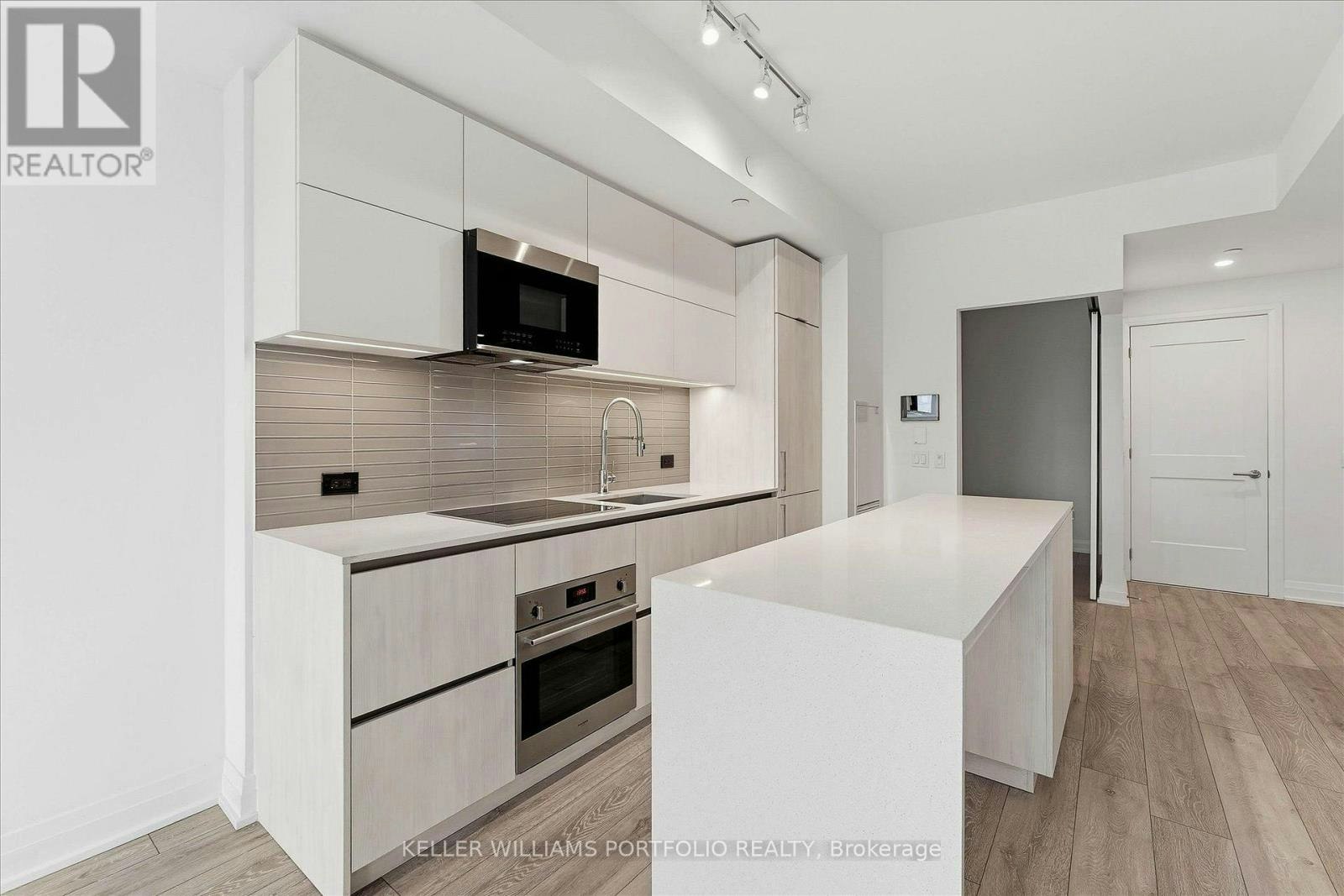 506-21 Park Street E, Mississauga, ON, L5G 0C2 - 10