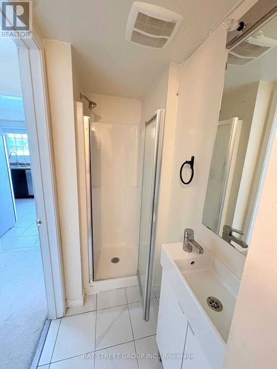 40 Mantello Drive, Toronto, ON, M3J 0H5 - 8