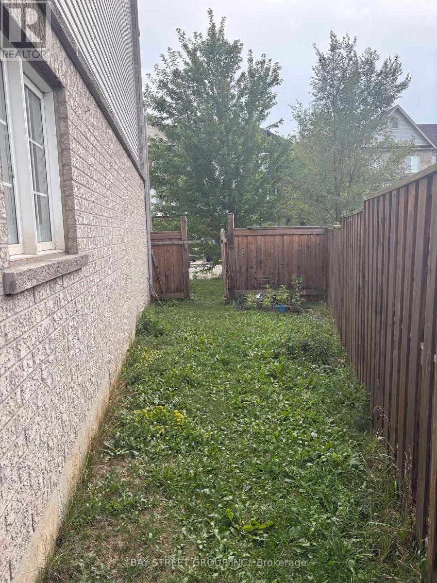 40 Mantello Drive, Toronto, ON, M3J 0H5 - 18