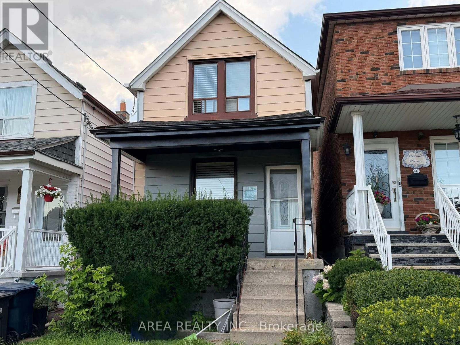 48 Corby Avenue, Toronto, ON, M6E 1V3