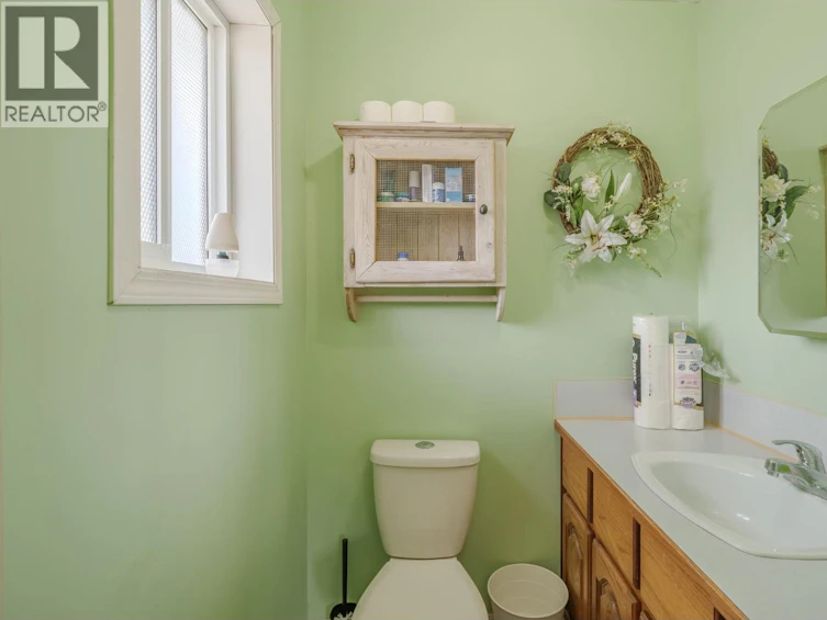 4361 Hardy Road, Forest Grove, BC, V0K 1M0 - 10