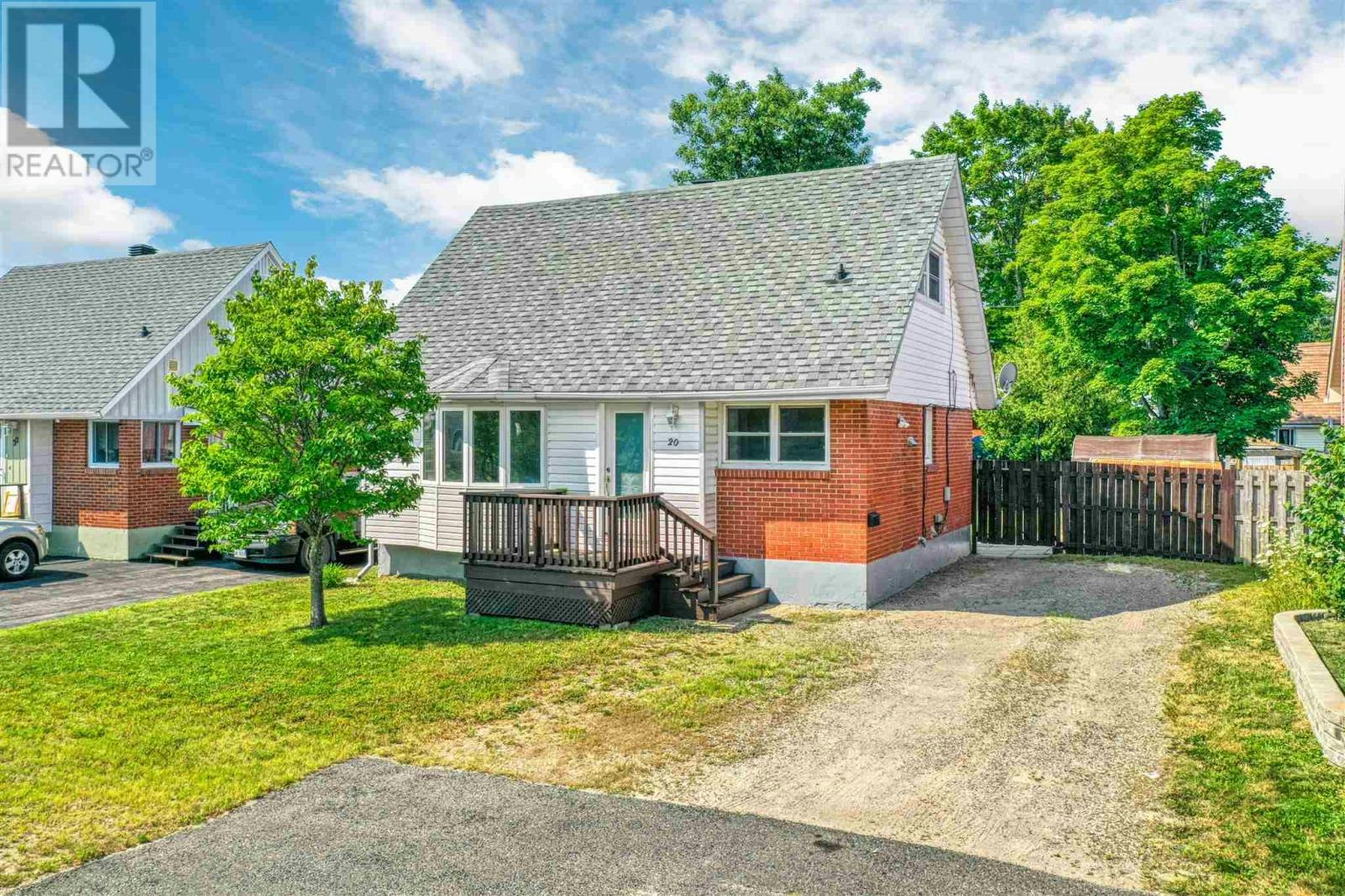 20 Algom Road, Elliot Lake, ON, P5A 1J4