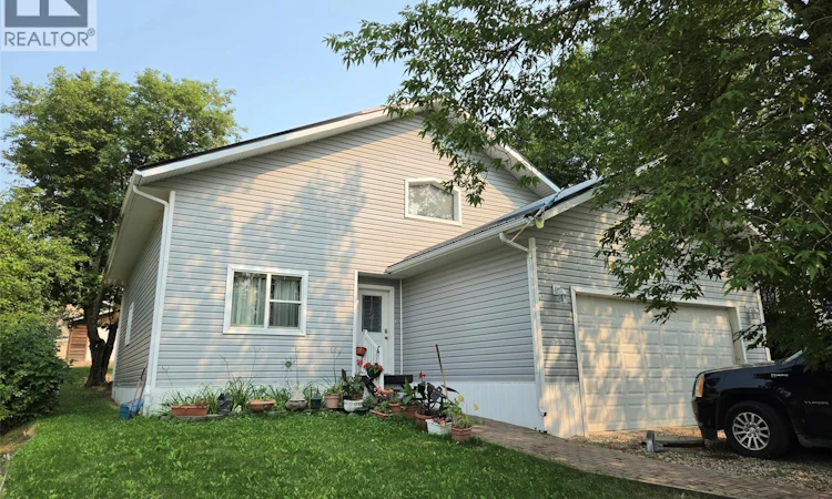 8 Cocapa Avenue