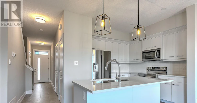 69-601 Lions Park Drive, Strathroy, ON, N0L 1W0 - 6