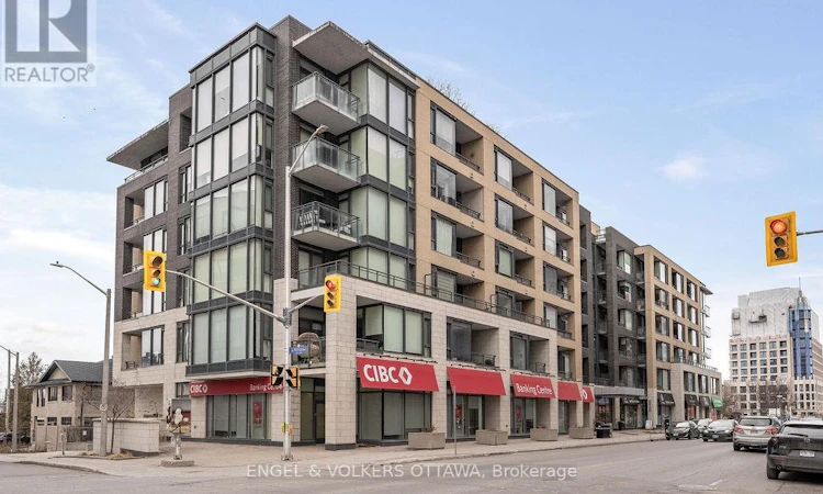 418-101 Richmond Road