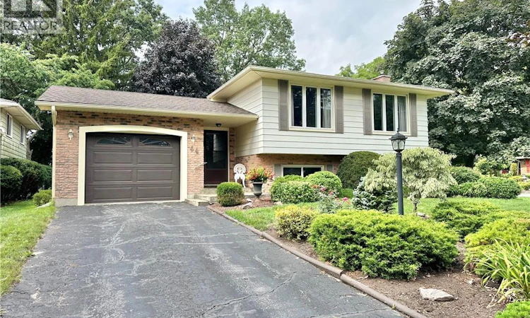 44 Douglas Avenue