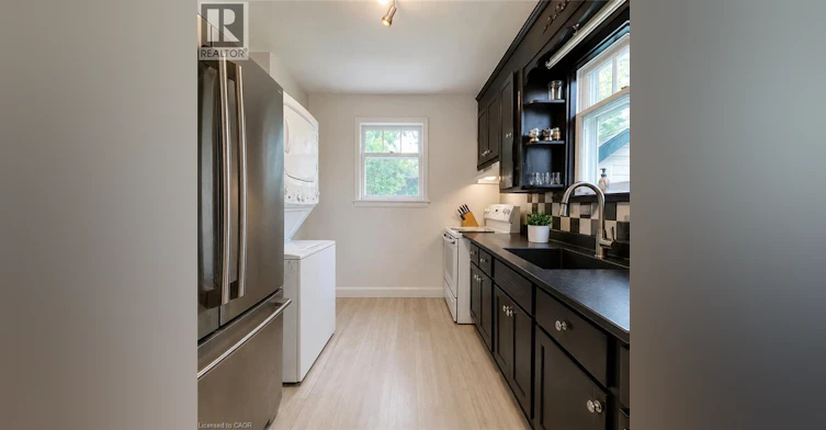 Upper-492 Courtland Avenue E, Kitchener, ON, N2G 2W7 - 6