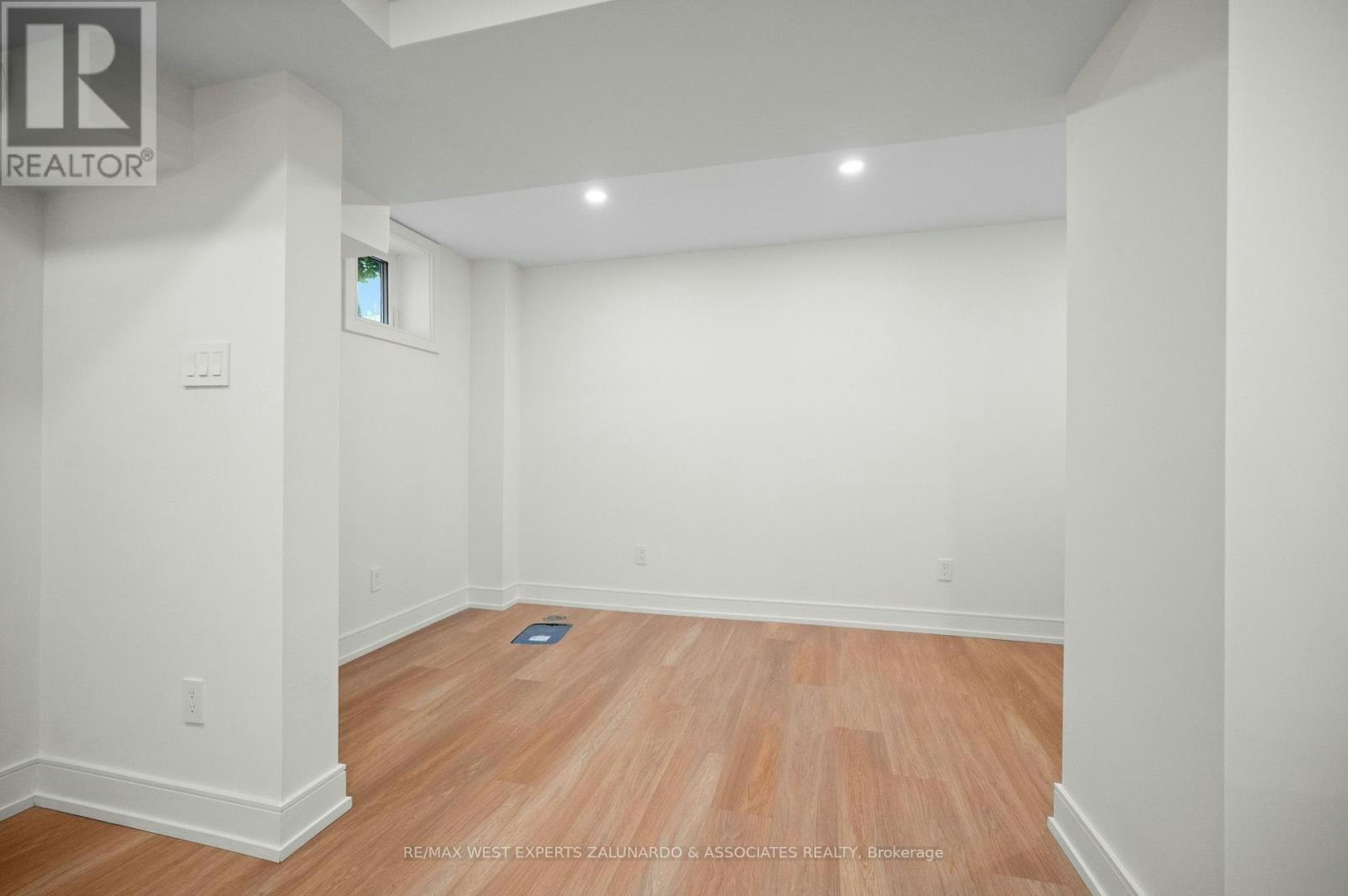 1-412 Glenholme Avenue, Toronto, ON, M6E 3E7 - 18