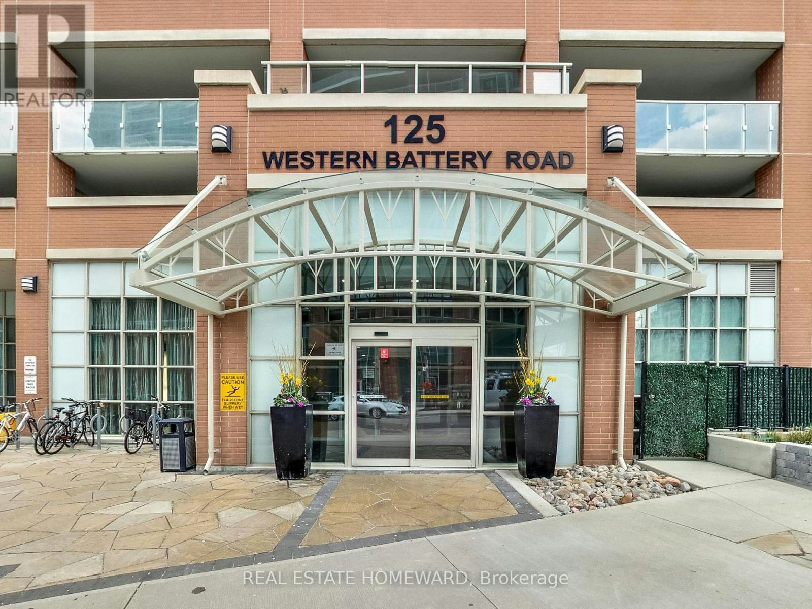 913-125 Western Battery Road, Toronto, ON, M6K 3R8 - 40