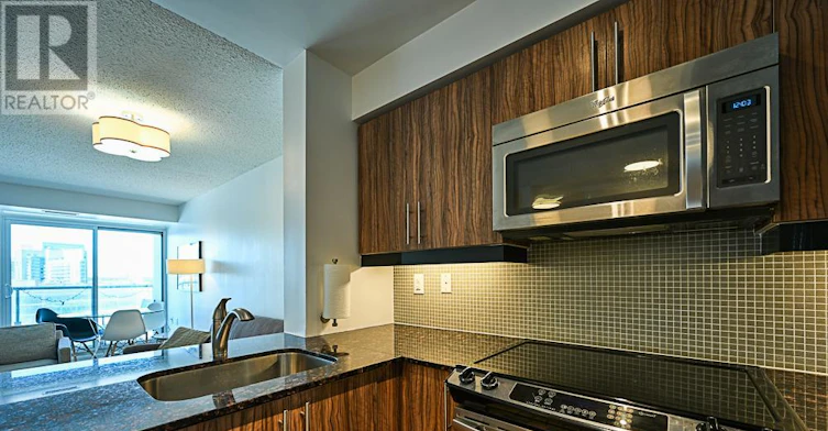 913-125 Western Battery Road, Toronto, ON, M6K 3R8 - 24