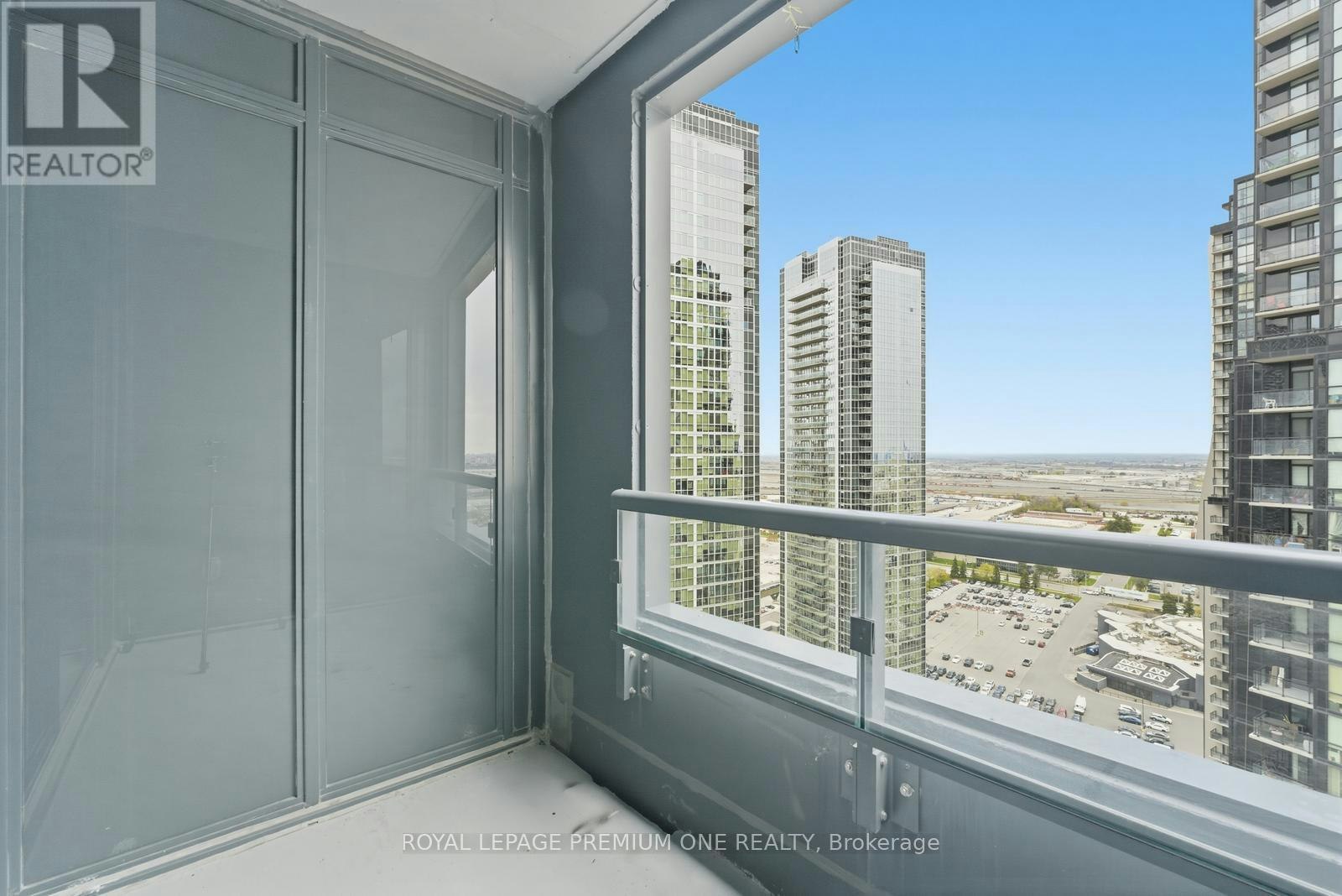 2404-2920 7 Highway, Vaughan, ON, L4K 0P4 - 6