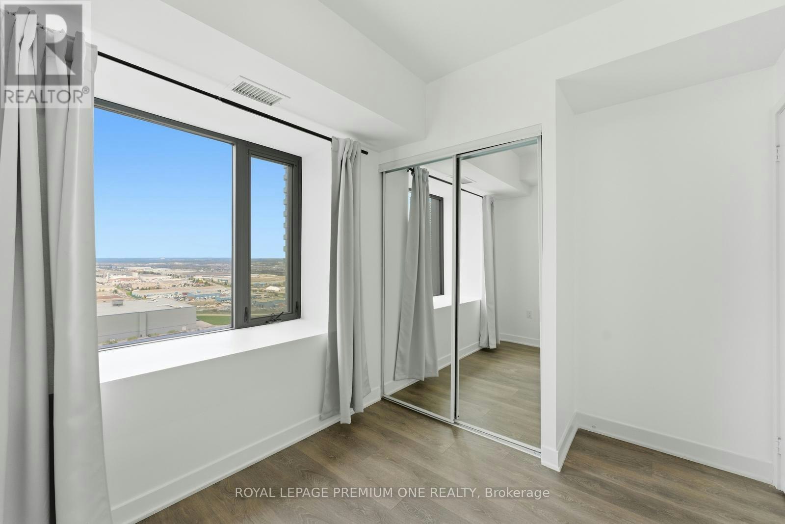 2404-2920 7 Highway, Vaughan, ON, L4K 0P4 - 11