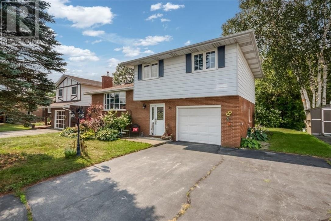29 Balsam, Greater Sudbury, ON, P0M 1H0