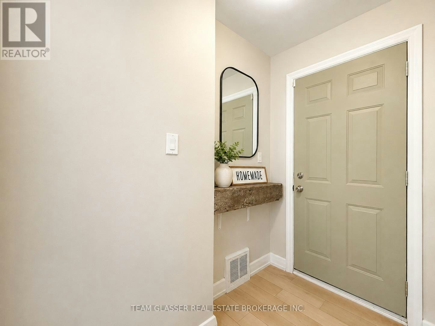 63 Elliott Street, London, ON, N5Y 2E6 - 7